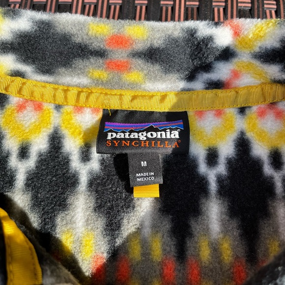 Patagonia Synchilla Size M Black Yellow Orange White - Picture 5 of 8